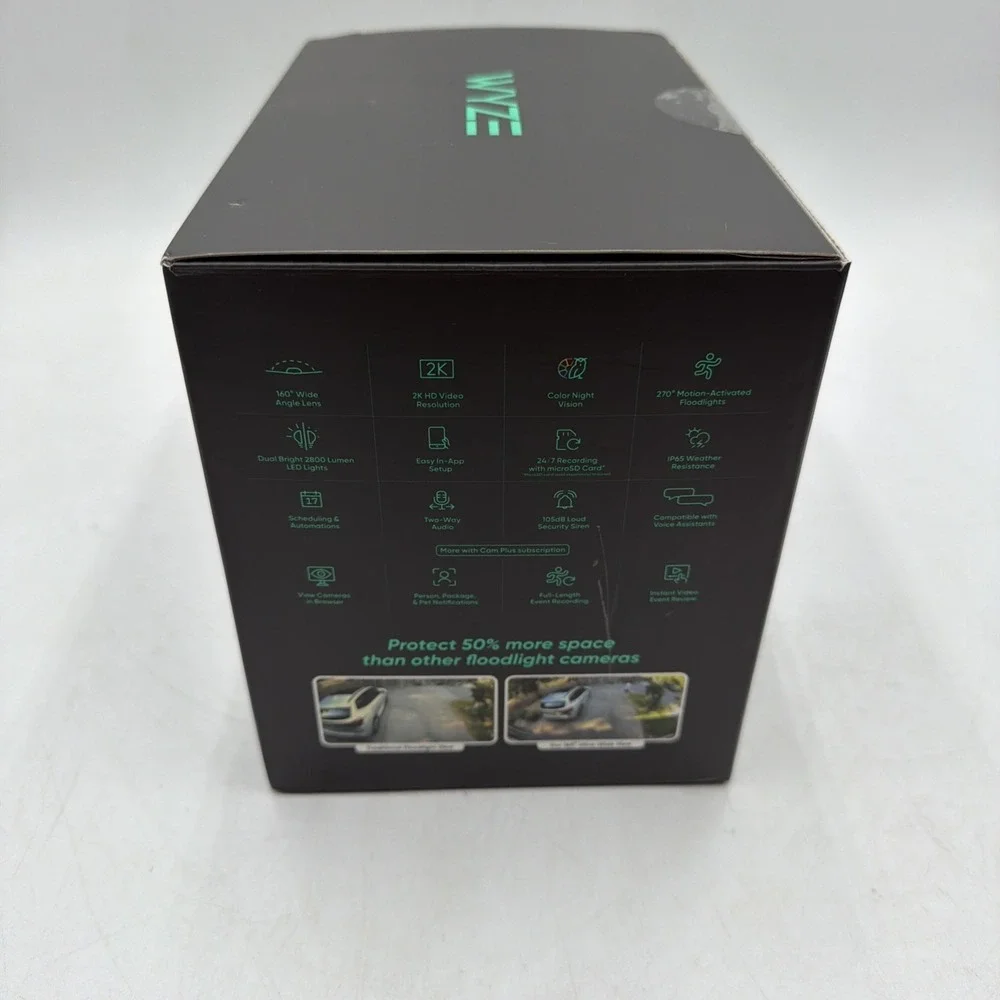 Wyze Cam Floodlight V2 Motion-Activated 2K HD Color Night Vision Camera
